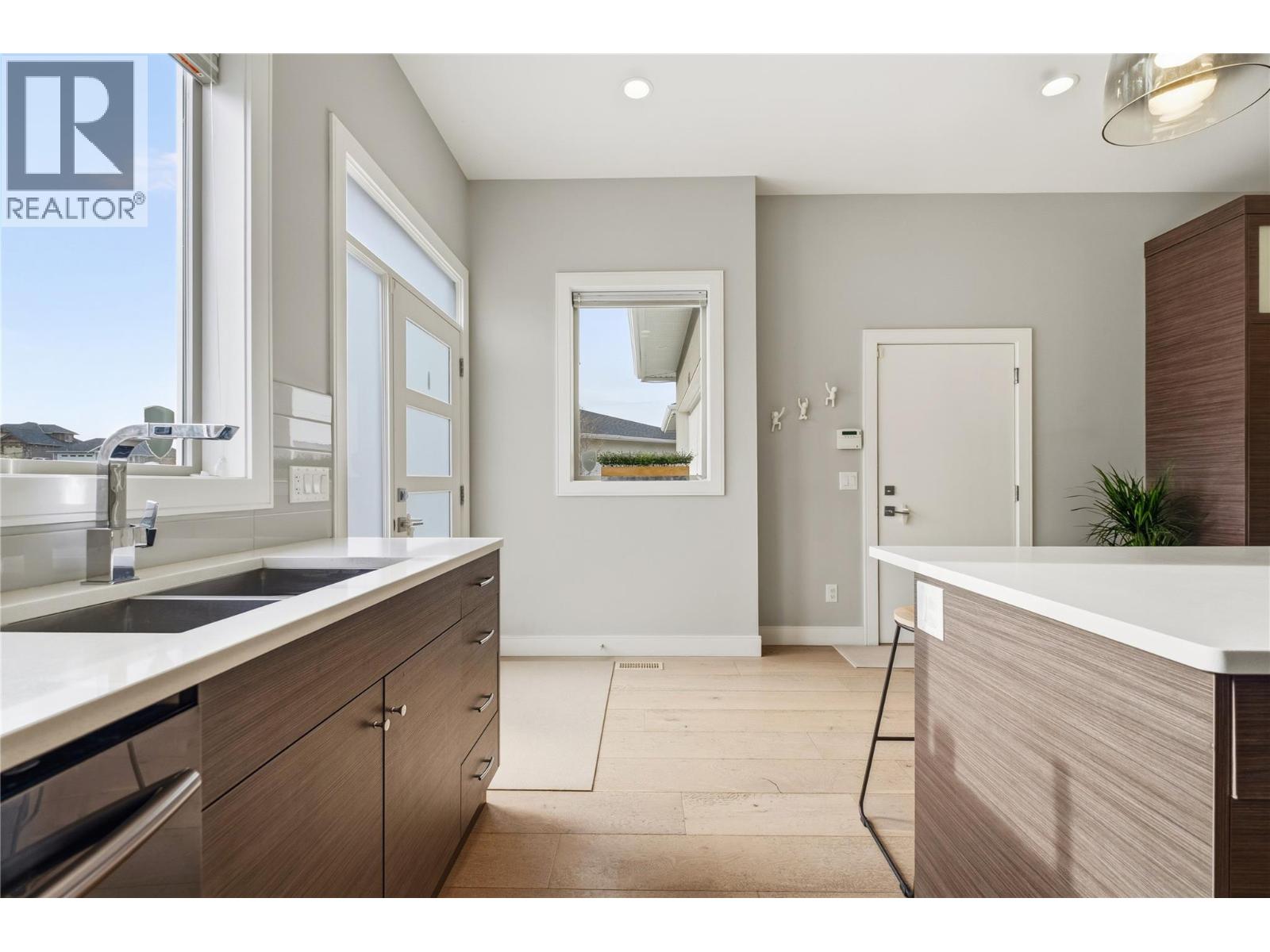 411 Dunbar Court, Kelowna