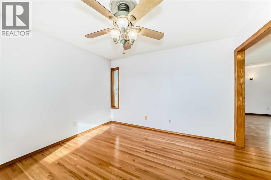 Single Family House for Sale in  Harvest Oak Green NE Harvest Hills Calgary 