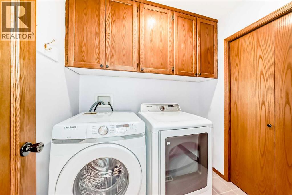 Single Family House for Sale in  Harvest Oak Green NE Harvest Hills Calgary 