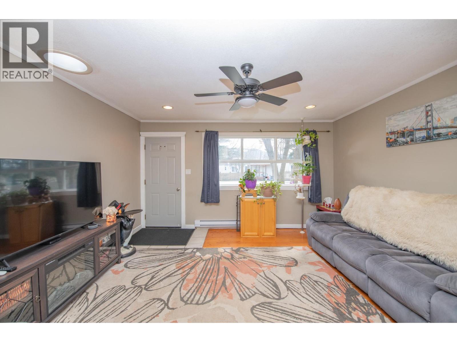  1775 Maple Street, Lumby