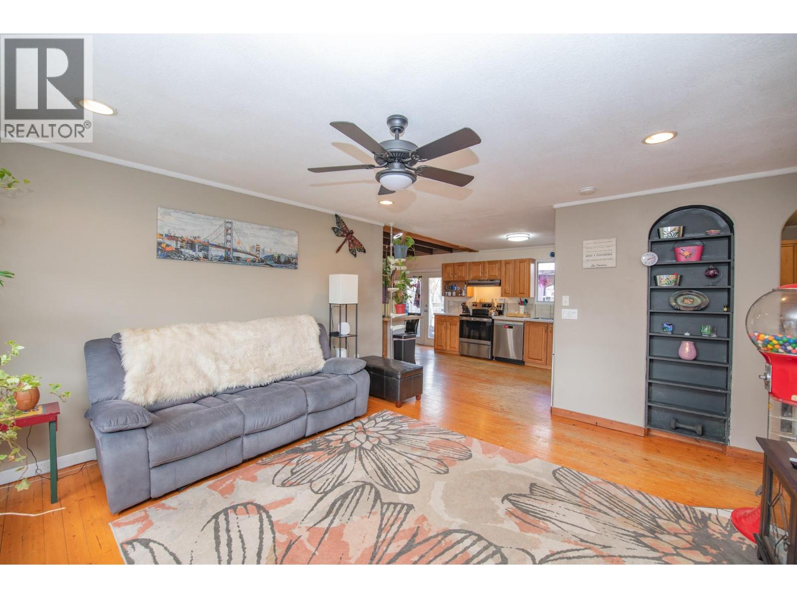  1775 Maple Street, Lumby