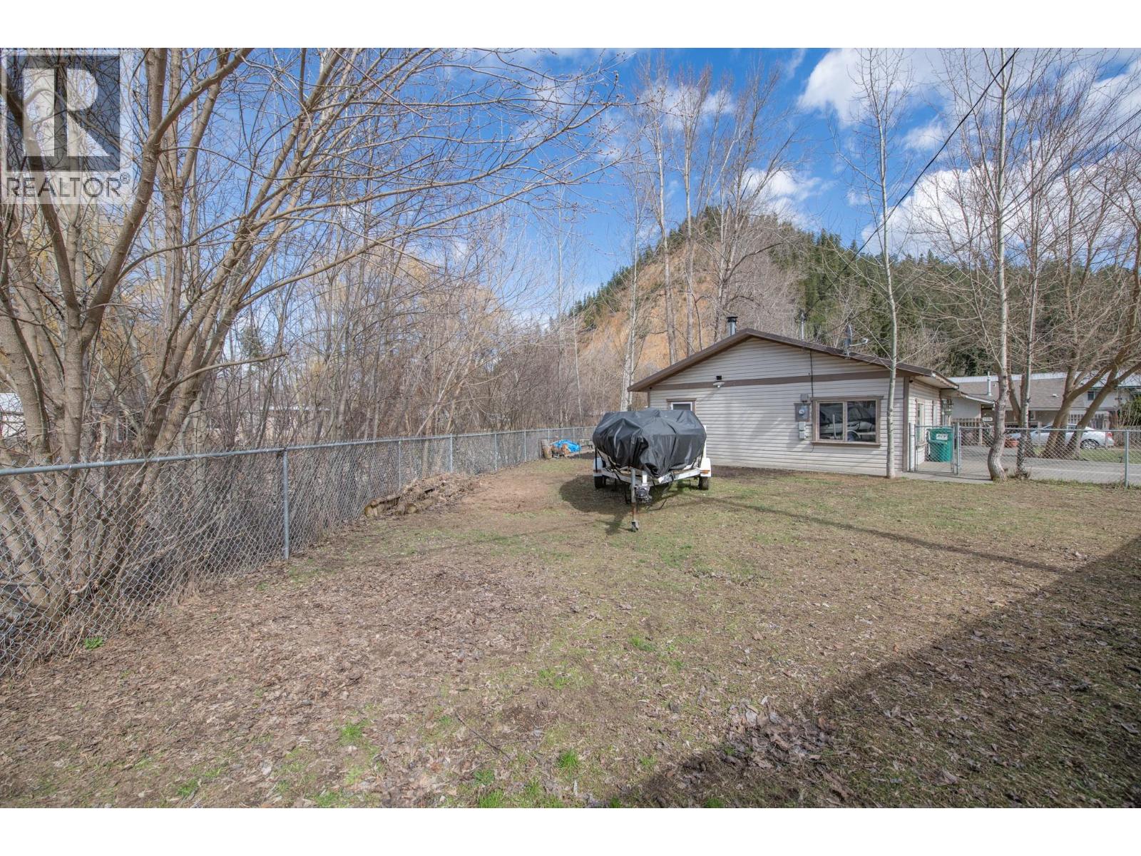 1775 Maple Street, Lumby