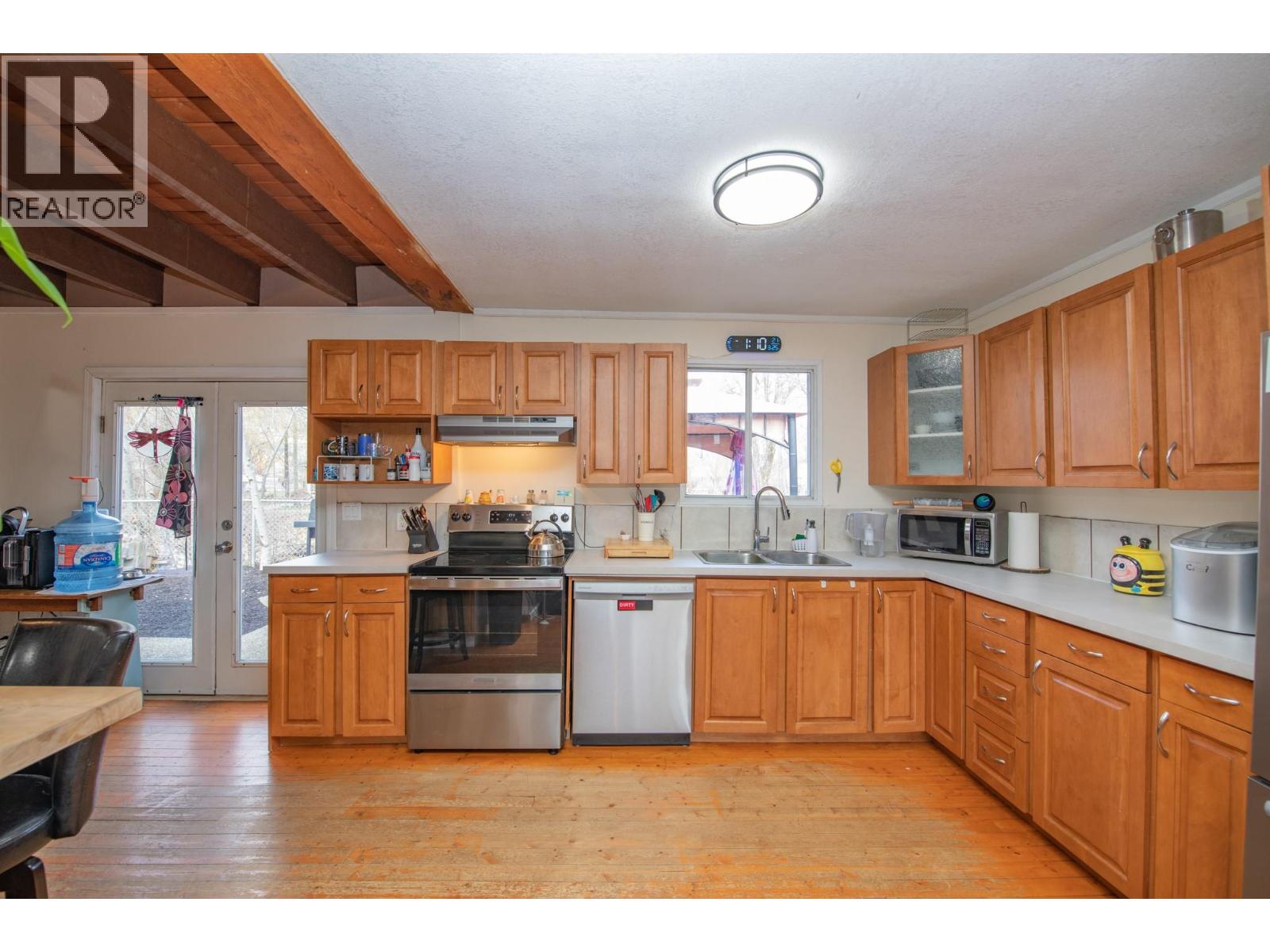  1775 Maple Street, Lumby