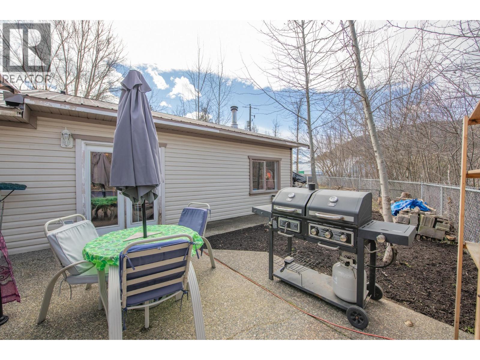  1775 Maple Street, Lumby