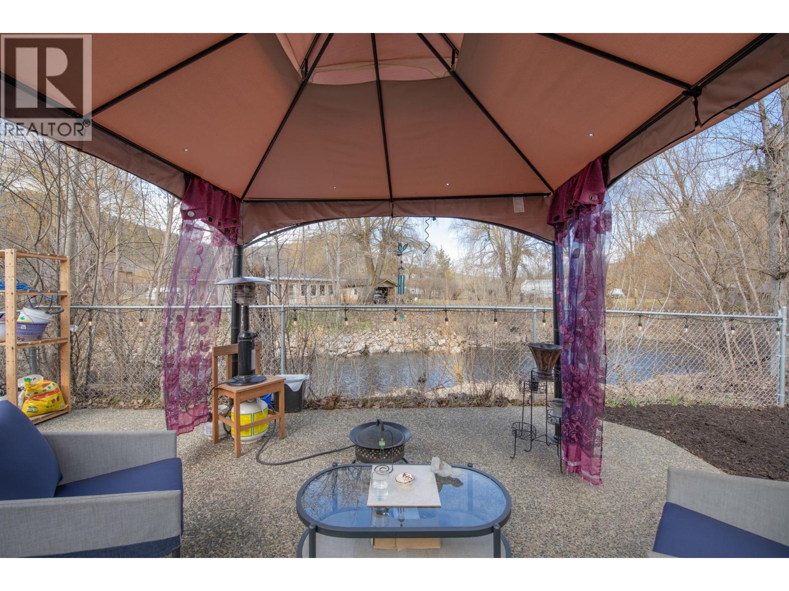 1775 Maple Street - 44