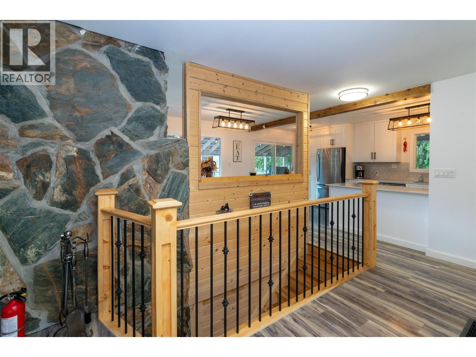  7796 Columbia Drive, Anglemont