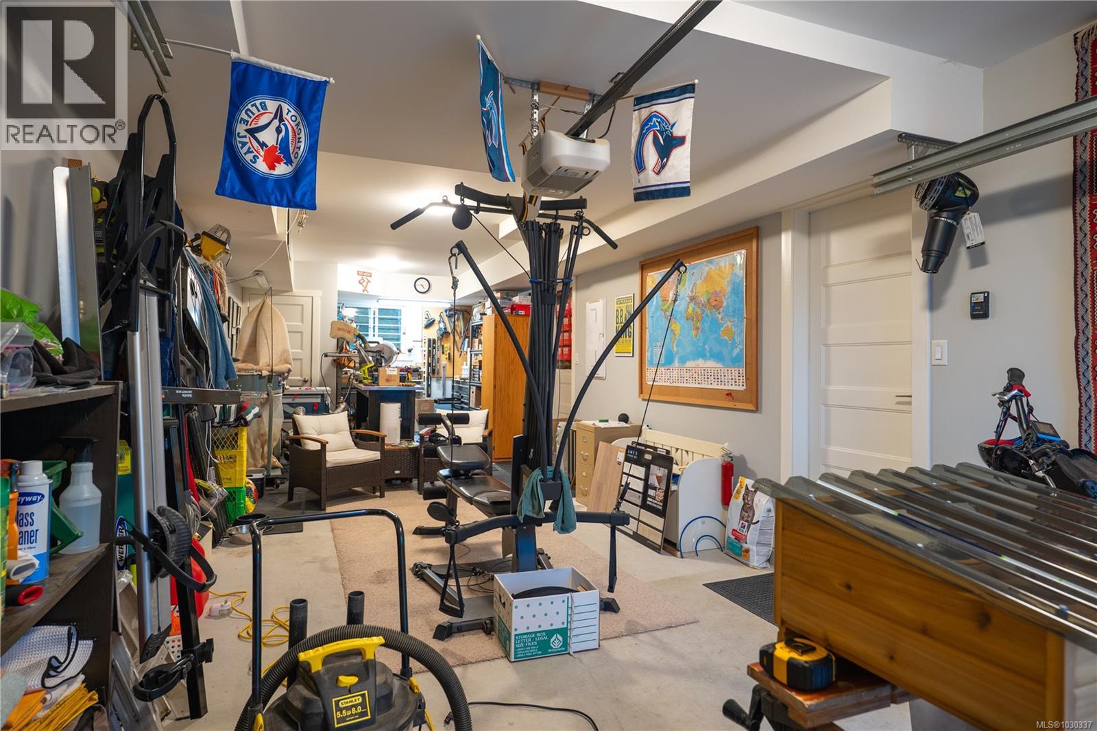 #107 2899 RIVER RD - 65