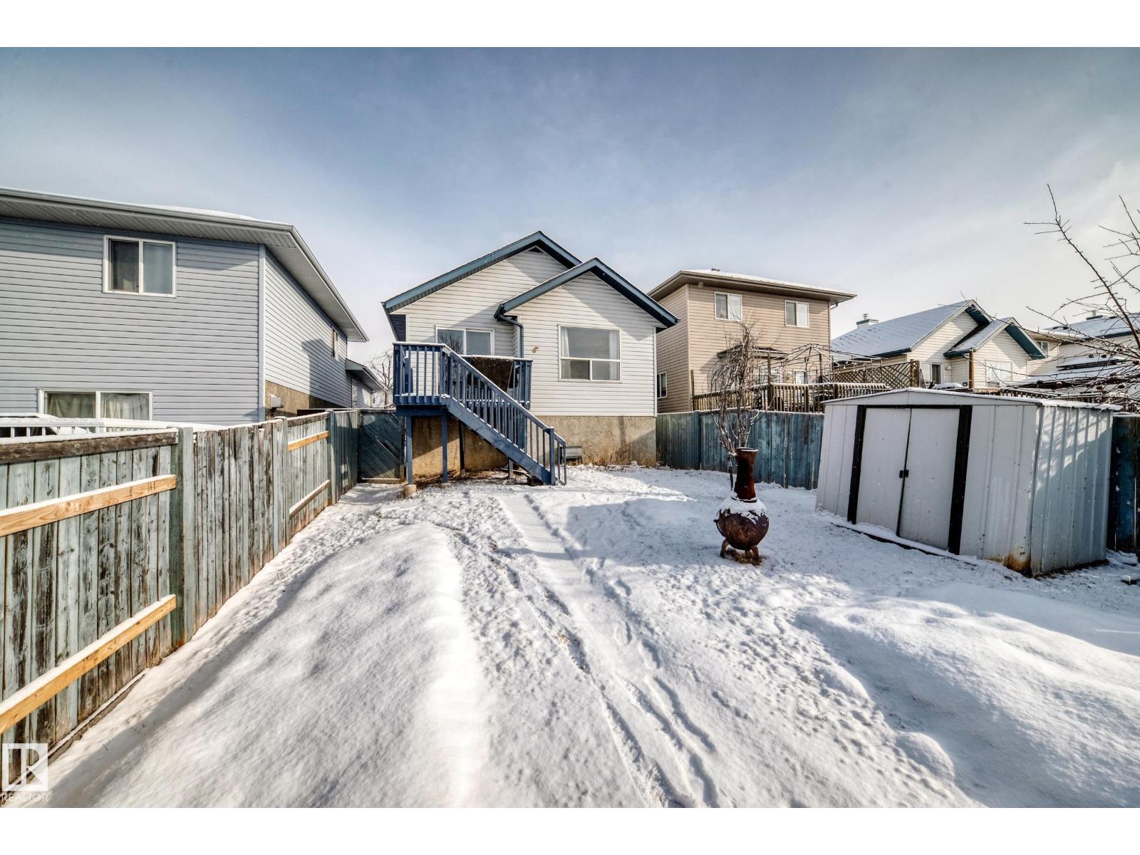 1911 36 AV NW, Edmonton