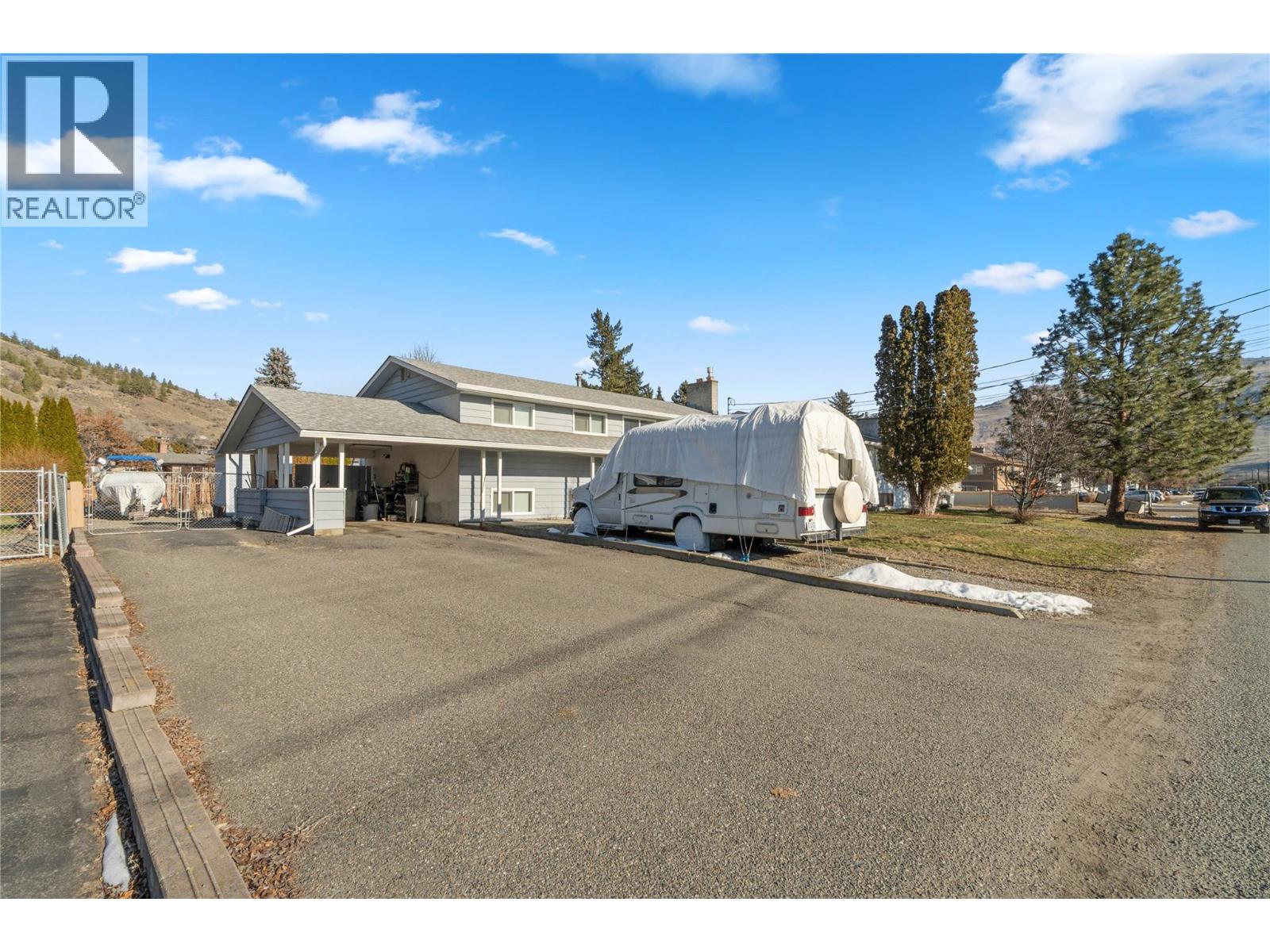  882 DEVER Drive, Kamloops