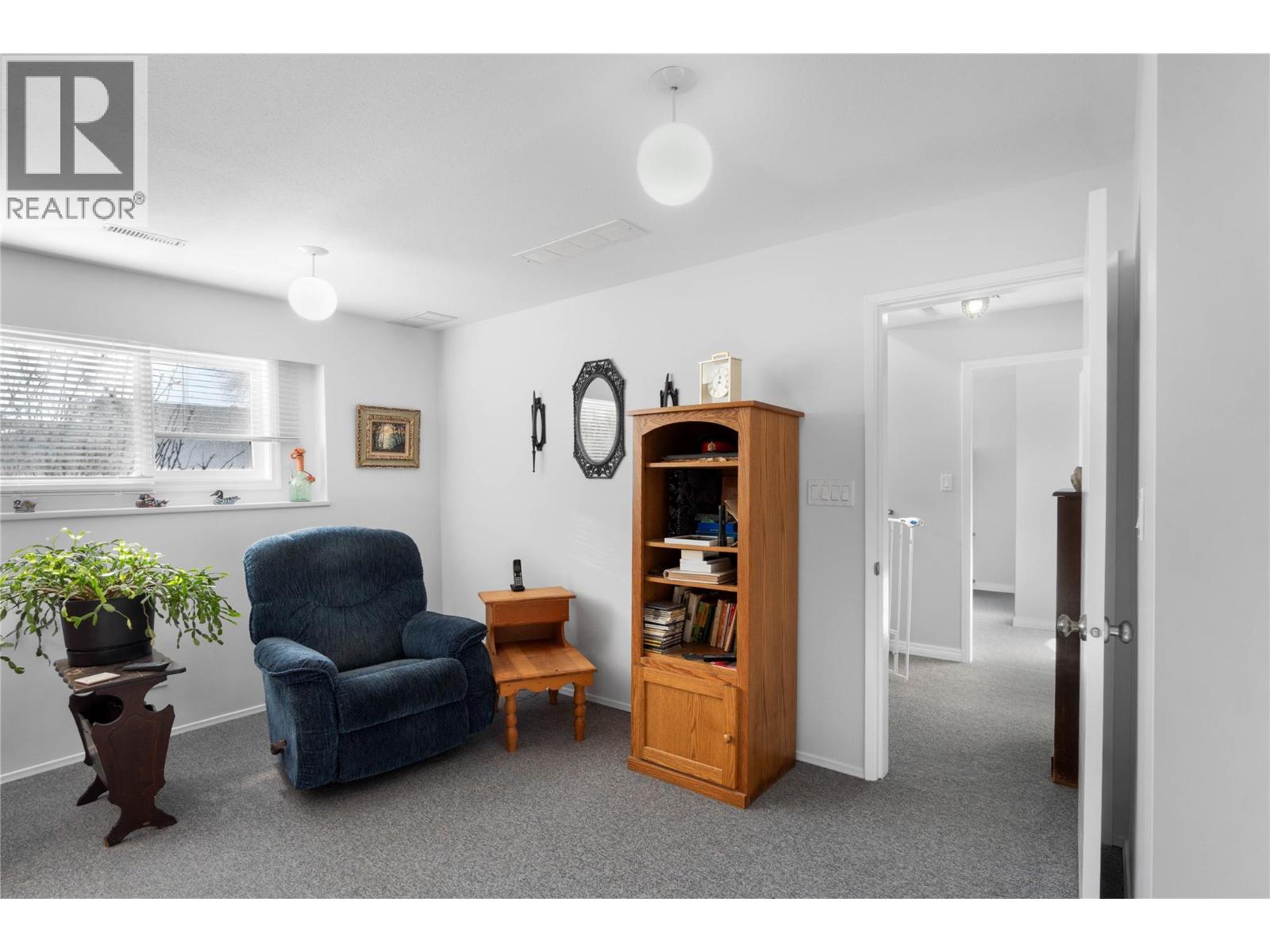  882 DEVER Drive, Kamloops