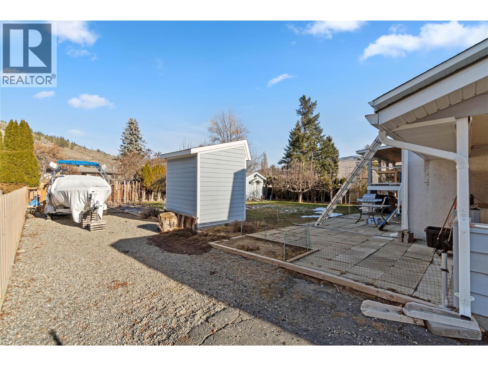  882 DEVER Drive, Kamloops