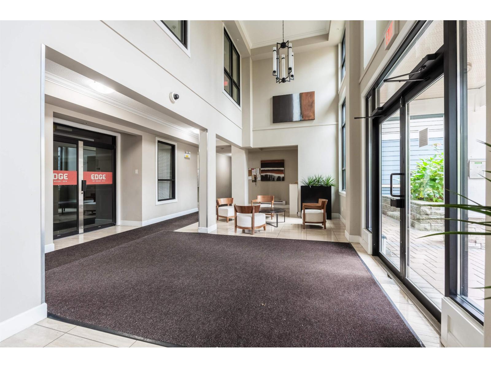 104 13897 FRASER Highway - photo 2