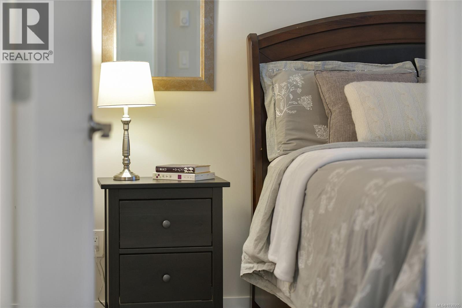 #406 2843 JACKLIN RD - 14