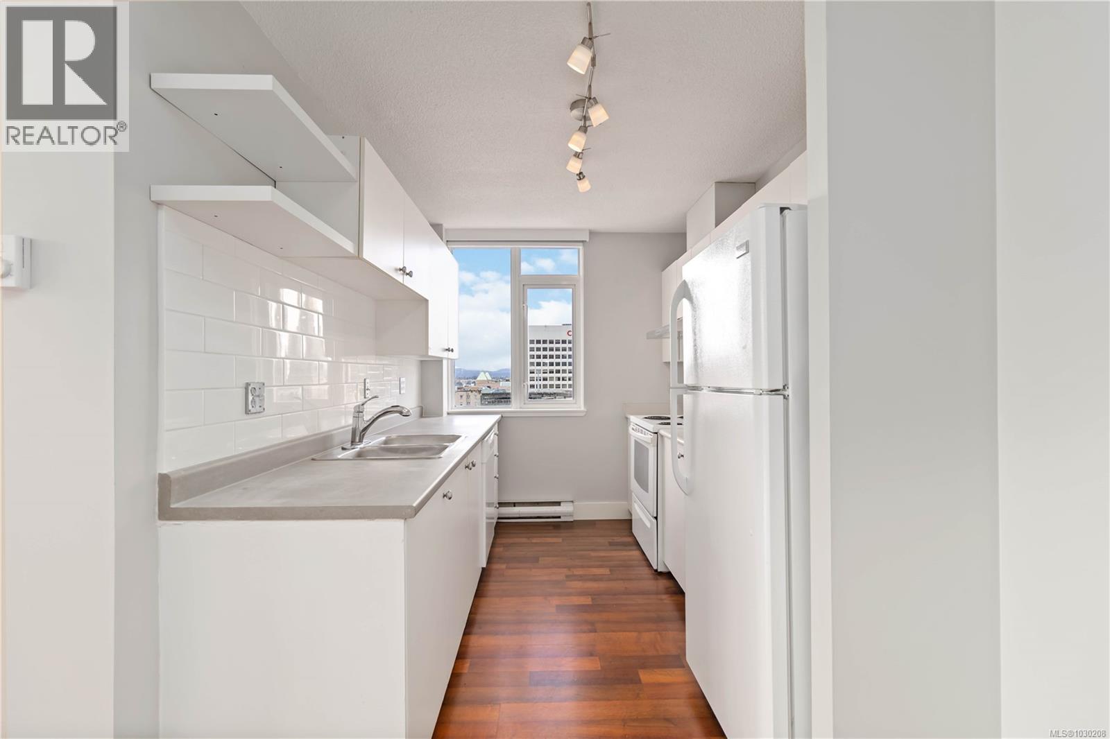 1012 835 View Street, Victoria