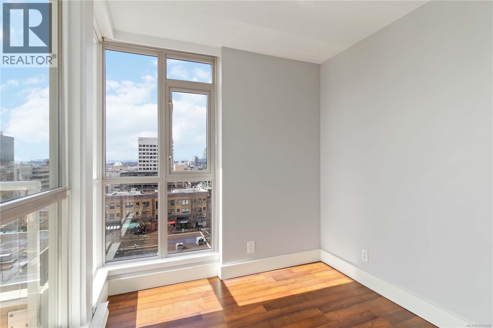 1012 835 View Street, Victoria