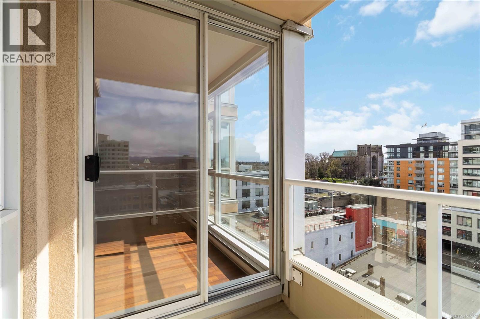 1012 835 View Street, Victoria