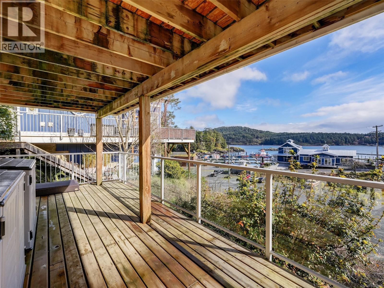 125 HILLTOP CRES - 27