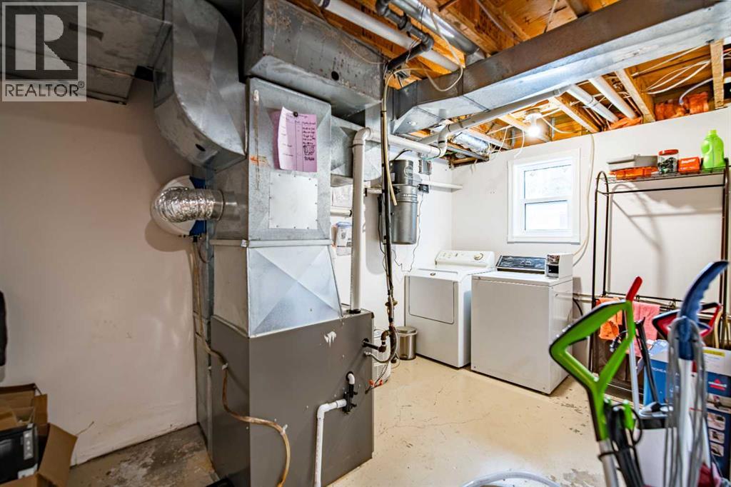 
          274052 Township Road 424
            <br/>
            <span>Rural Ponoka County</span>
            , 
            <span>AB</span>
             <span>T4J1V9</span>
         - Photo 32