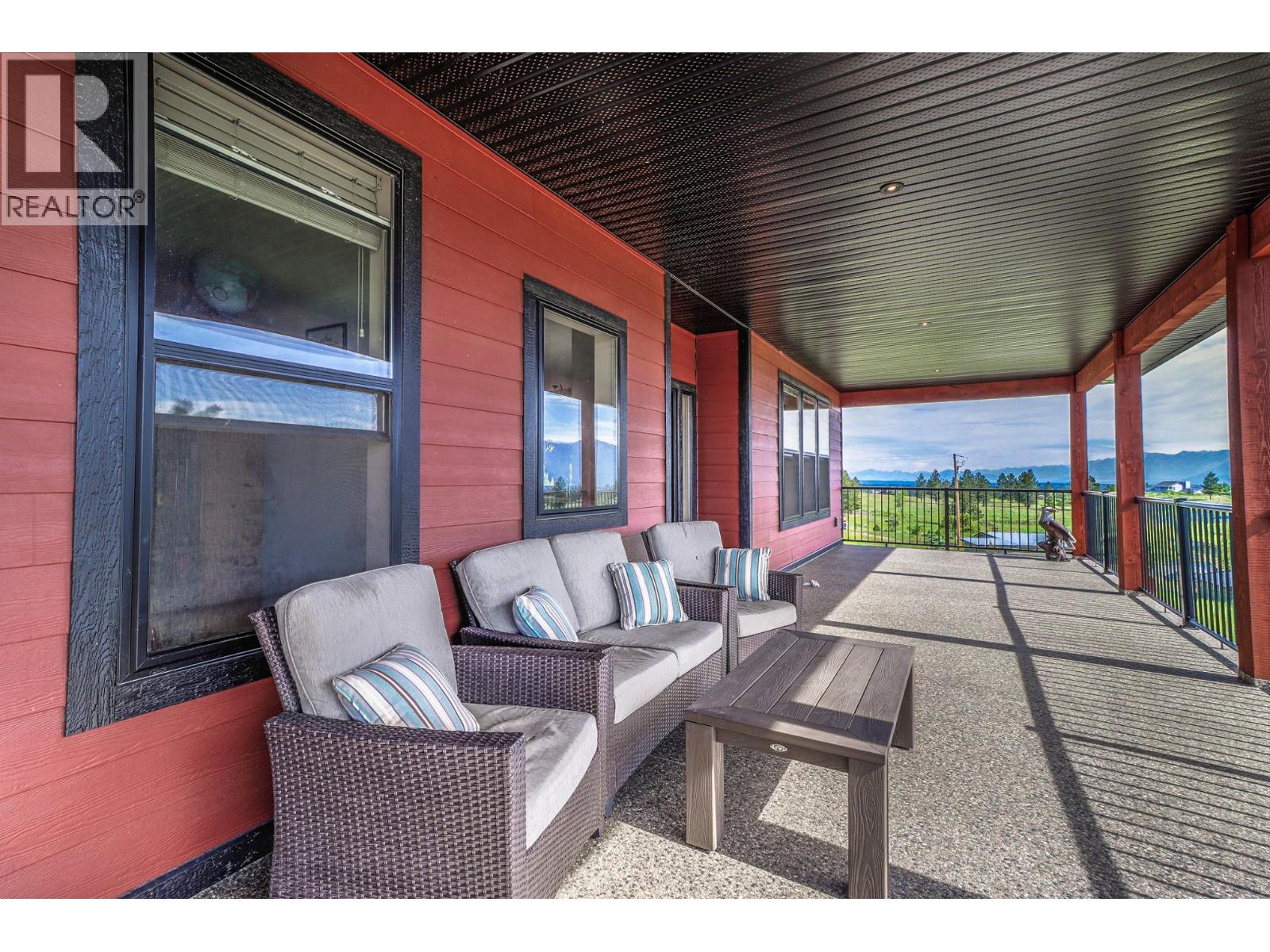 9693 CLEARVIEW Road, Cranbrook