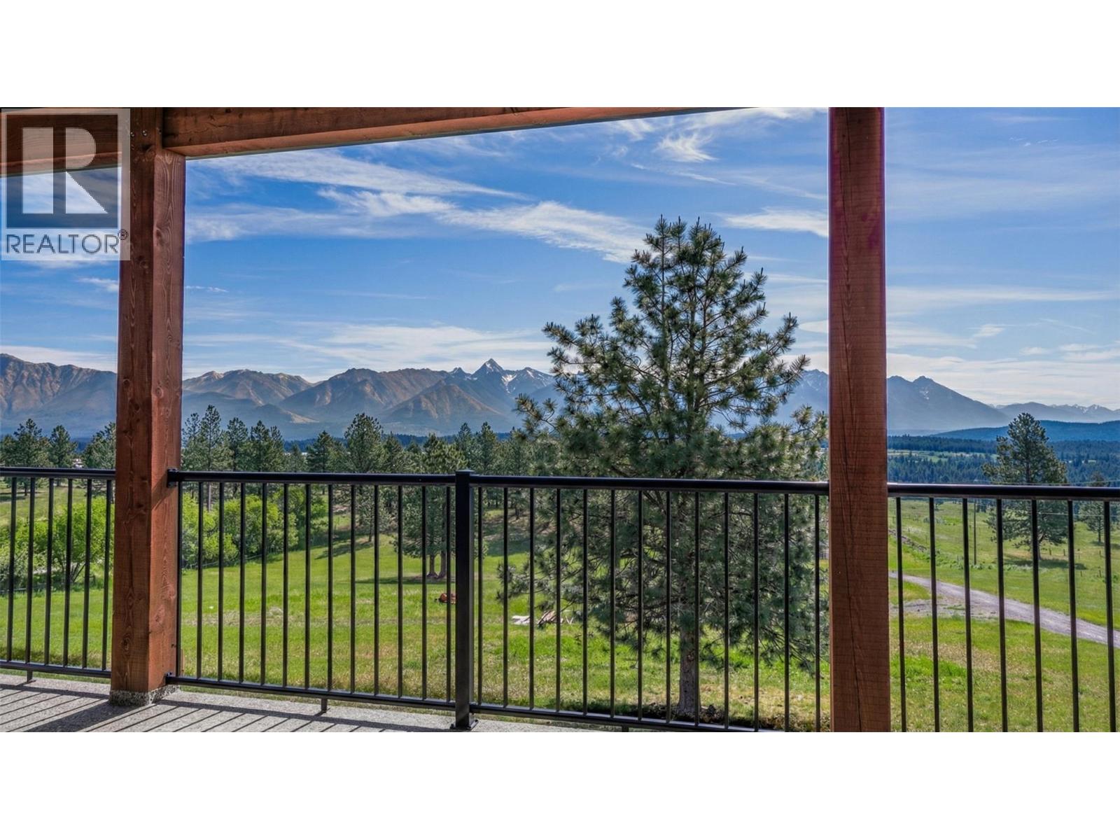 9693 CLEARVIEW Road, Cranbrook