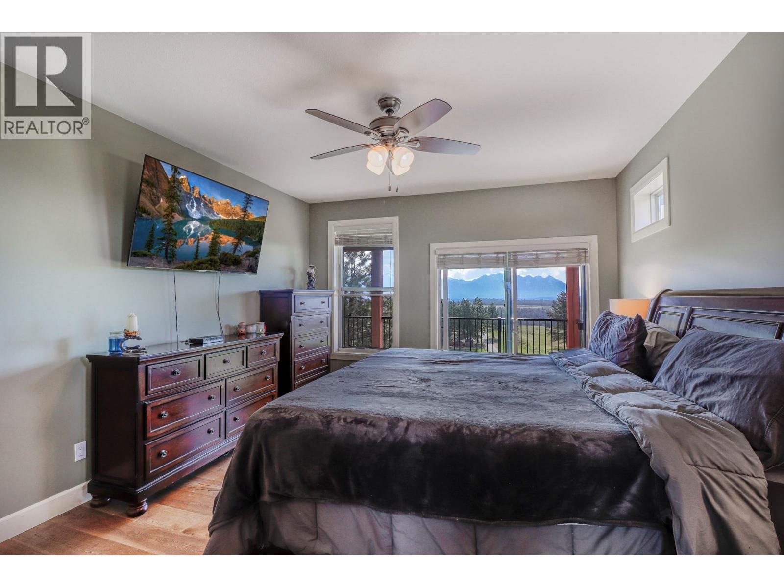 9693 CLEARVIEW Road, Cranbrook