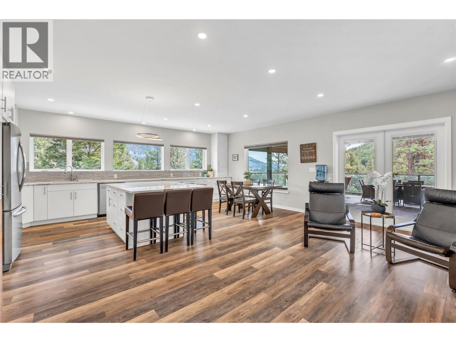 163 Farleigh Lake Road, Penticton