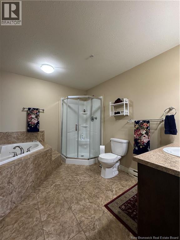 #105 165 VALCOUR DRIVE - 25