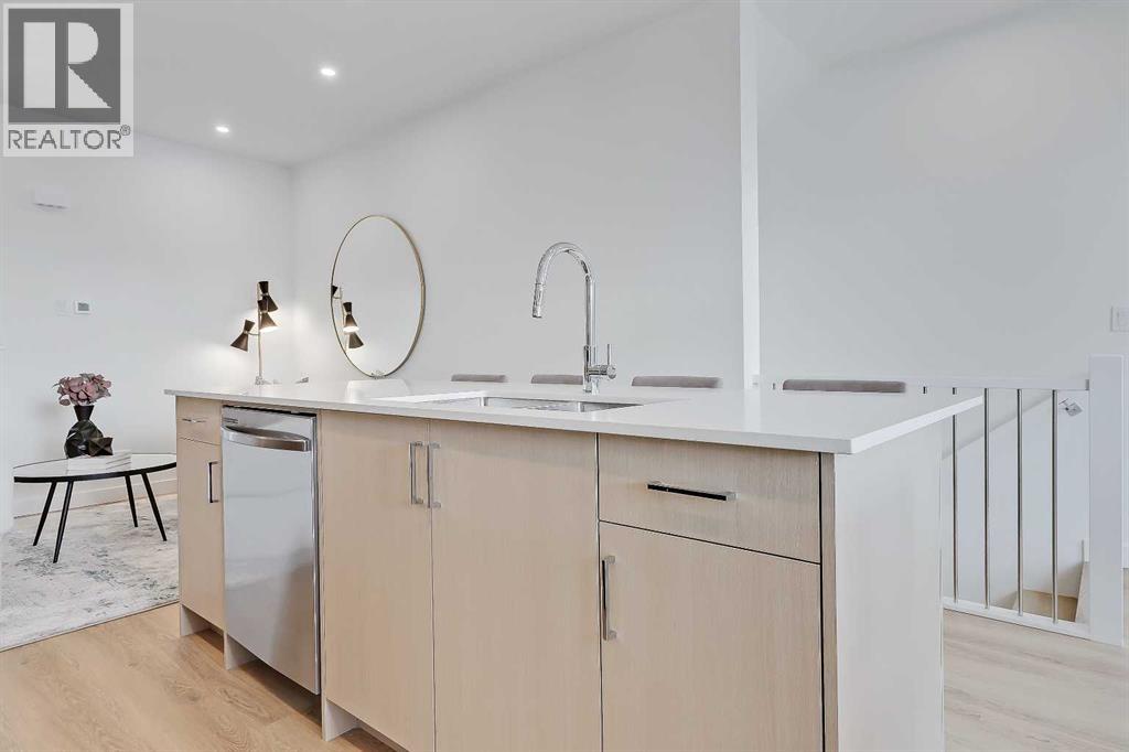 Single Family House for Sale in    Avenue NE Renfrew Calgary 