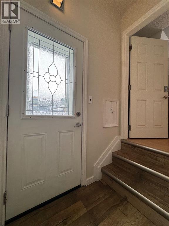 Single Family House Bungalow for Sale in   Street Parkdale Wetaskiwin 