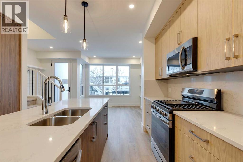 Single Family House for Sale in   Street NW Mount Pleasant Calgary 