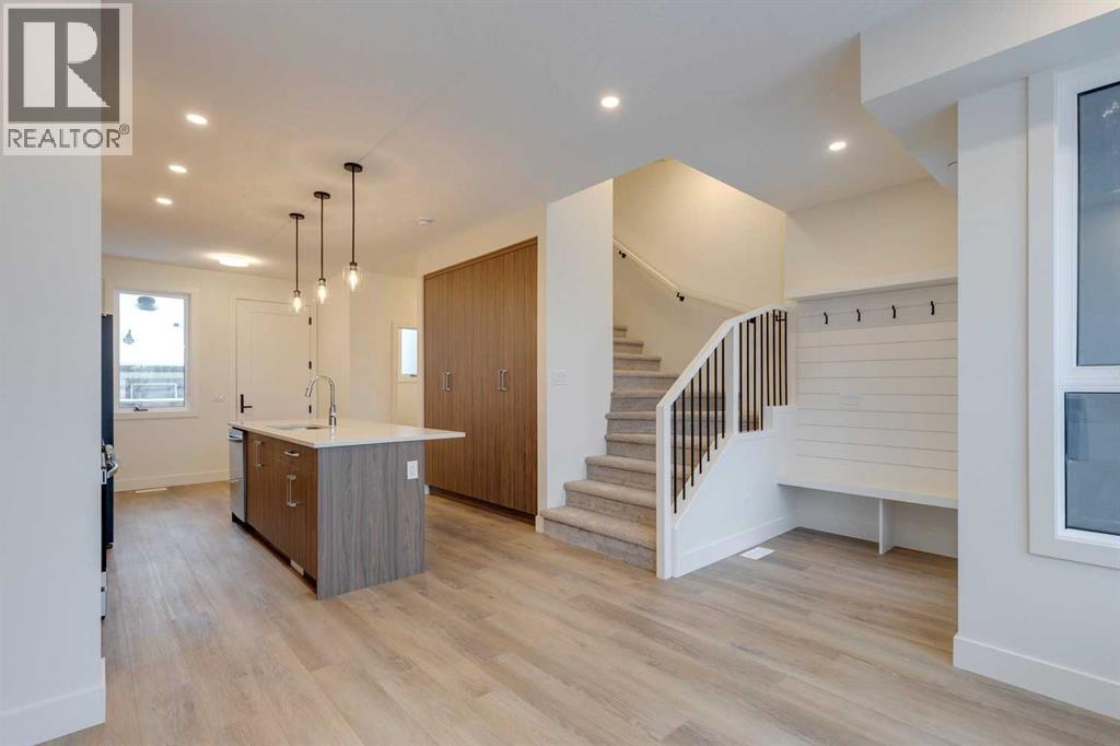 Single Family House for Sale in   Street NW Mount Pleasant Calgary 