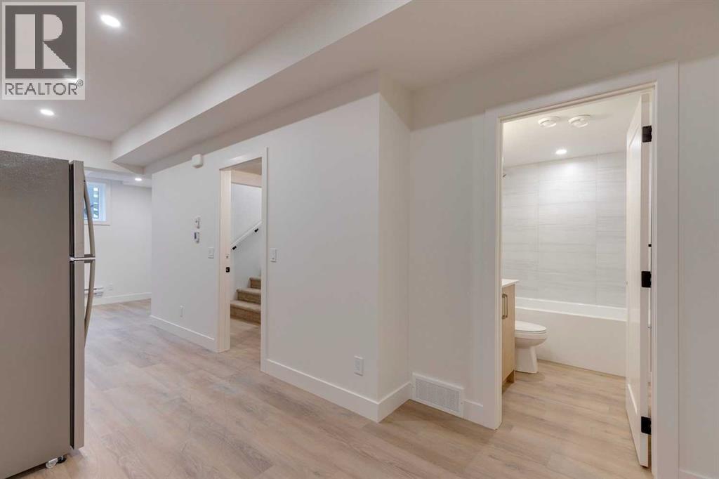 Single Family House for Sale in   Avenue NW Mount Pleasant Calgary 