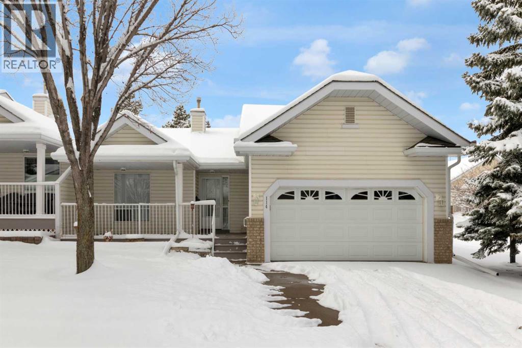 Single Family House for Sale in  Macewan Ridge Villas NW MacEwan Glen Calgary 