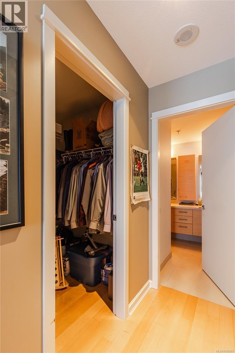 #212 38 FRONT ST - 8