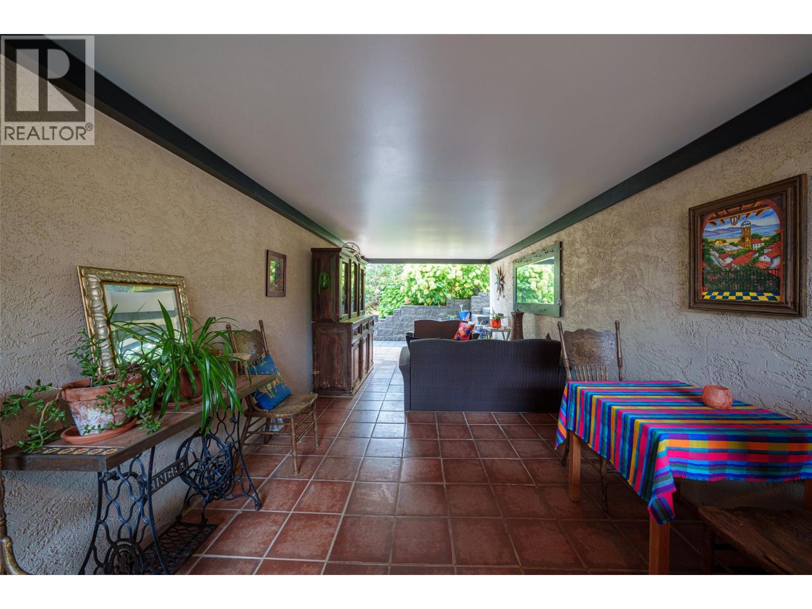 8617 FITZMAURICE Drive, Coldstream