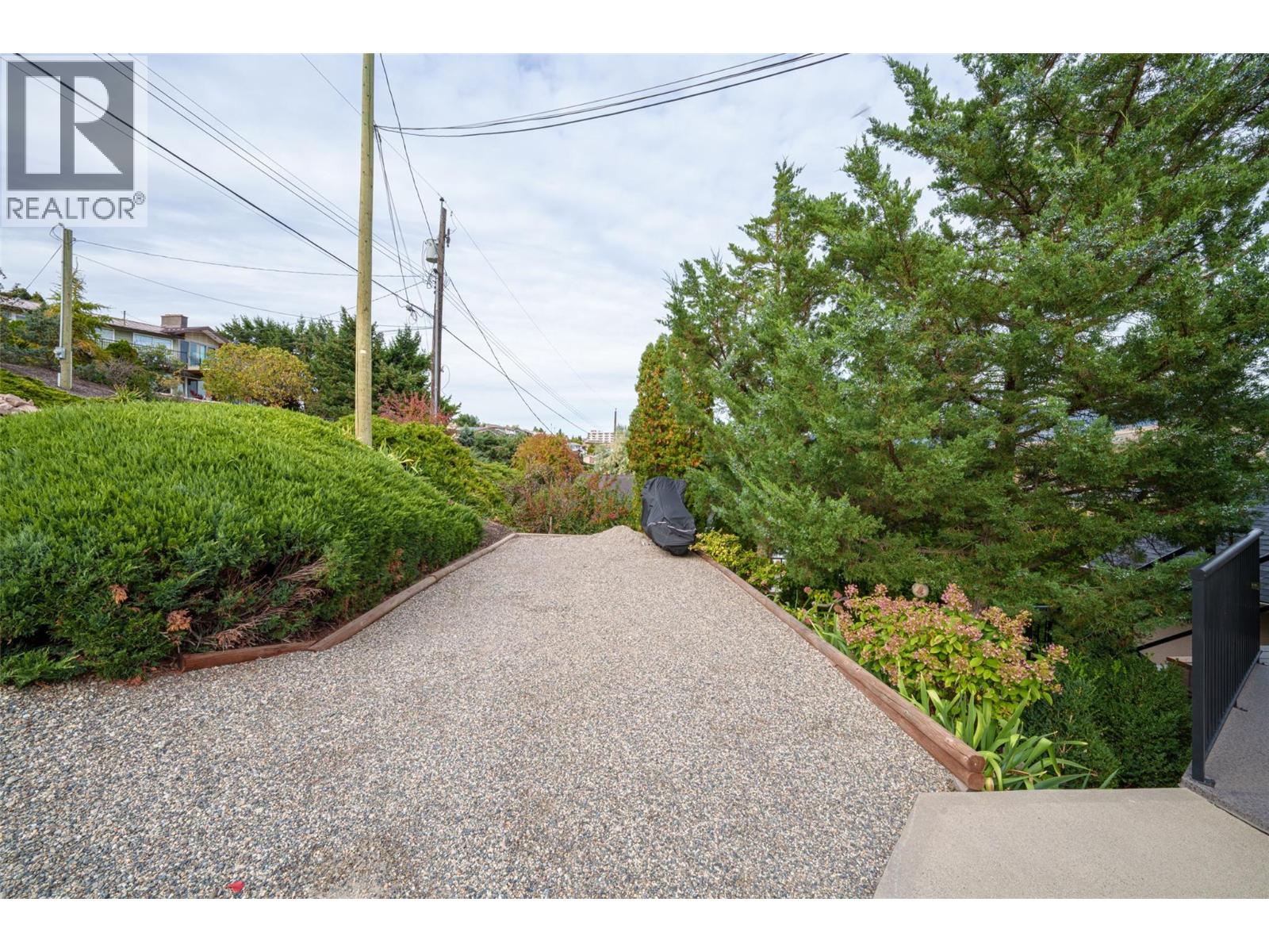 8617 FITZMAURICE Drive, Coldstream