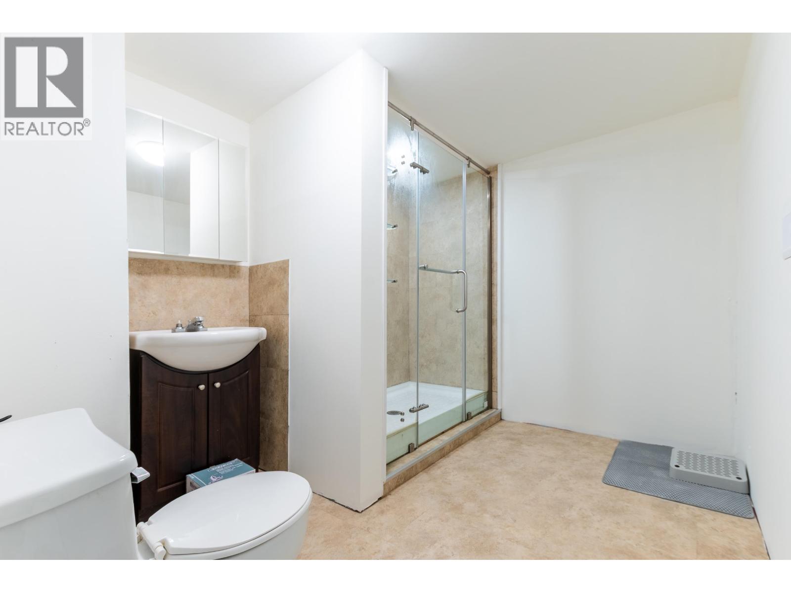 193 MCKINLEY CRESCENT - 29