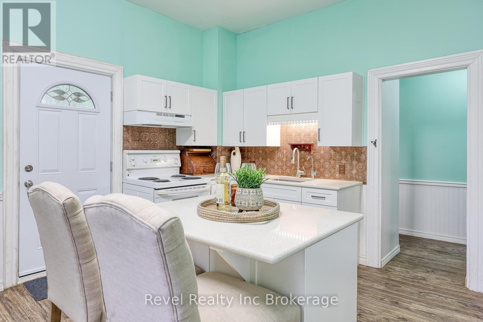 453 DREW STREET - 13