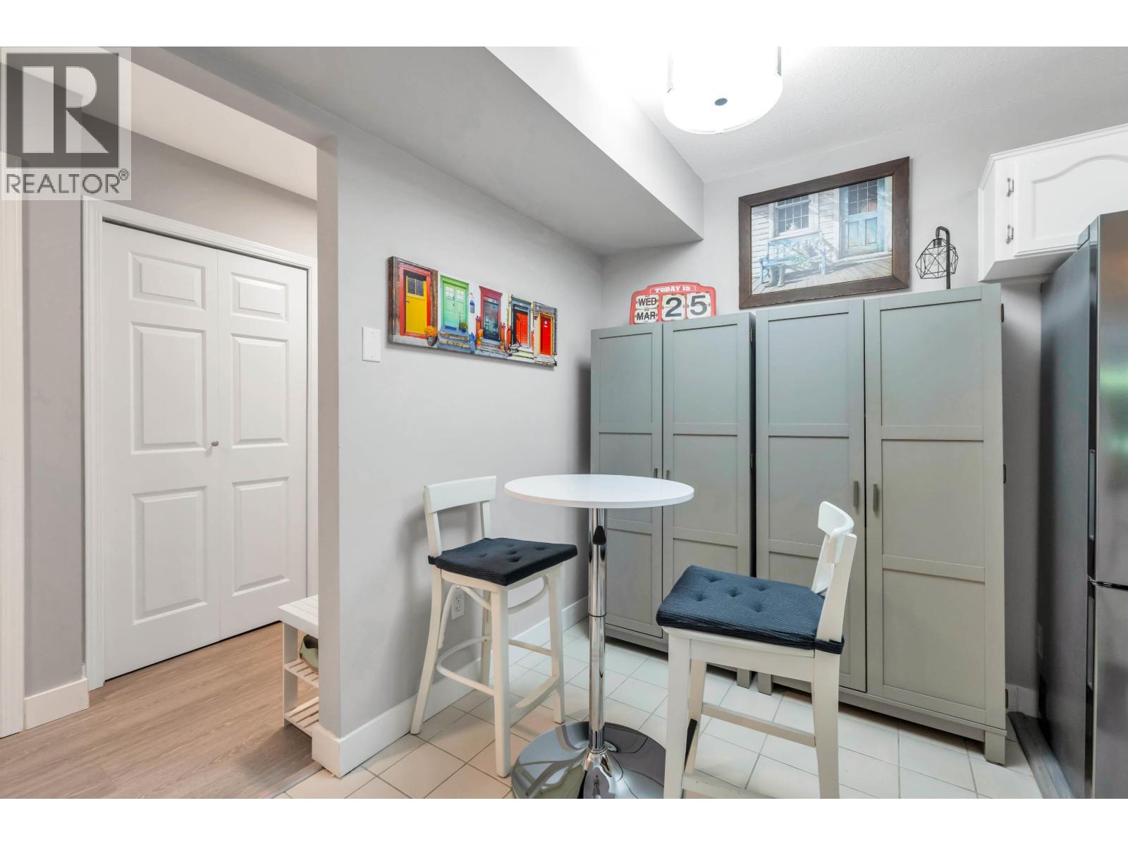 #D205-4845 53 Street, Delta