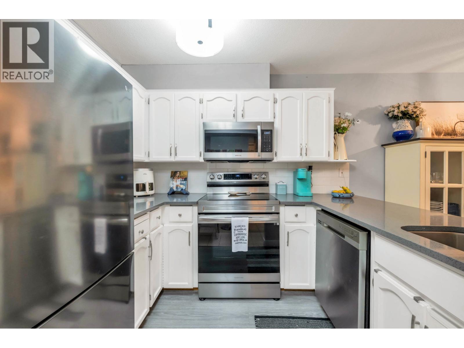 #D205-4845 53 Street, Delta