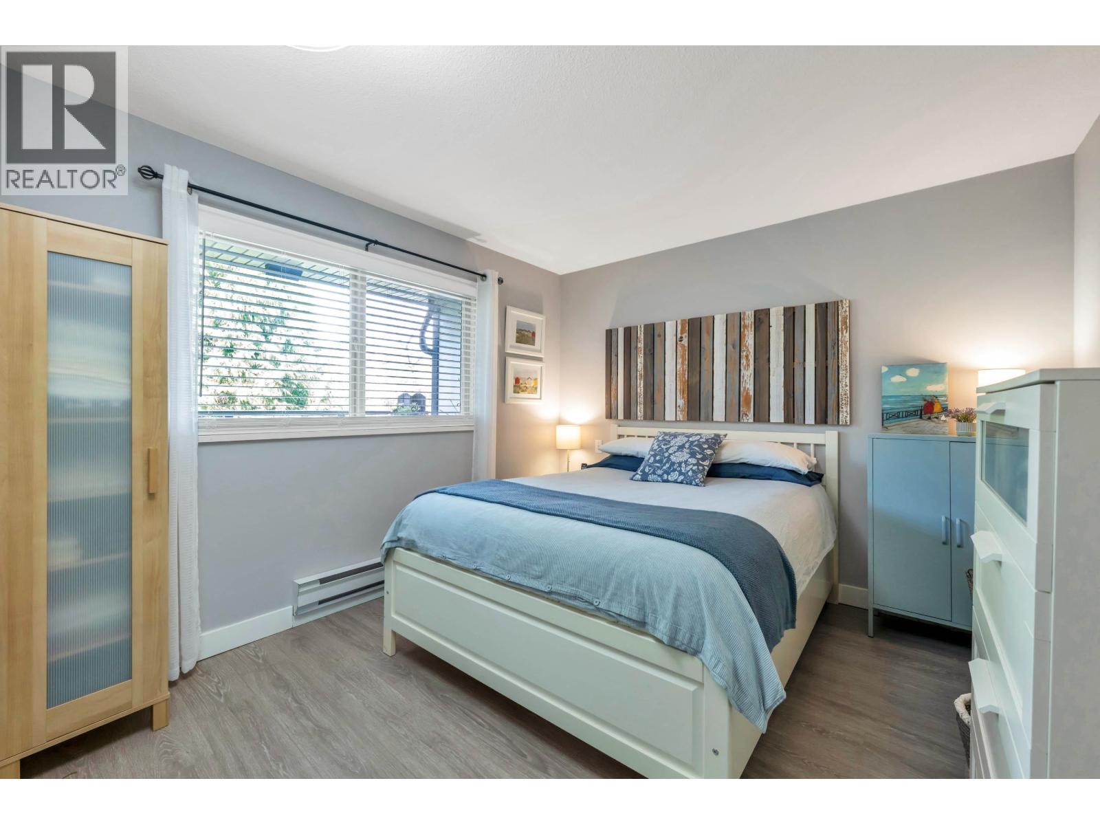 #D205-4845 53 Street, Delta