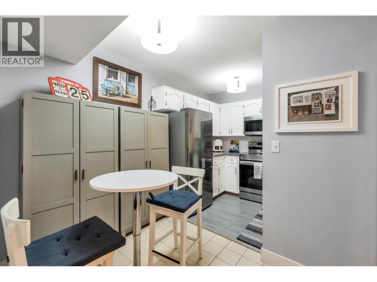 #D205-4845 53 Street, Delta