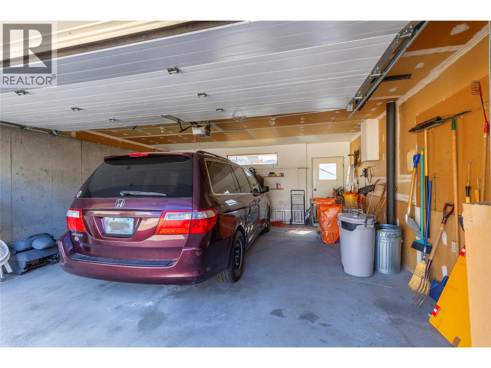 9305 Orchard Ridge Drive, Coldstream