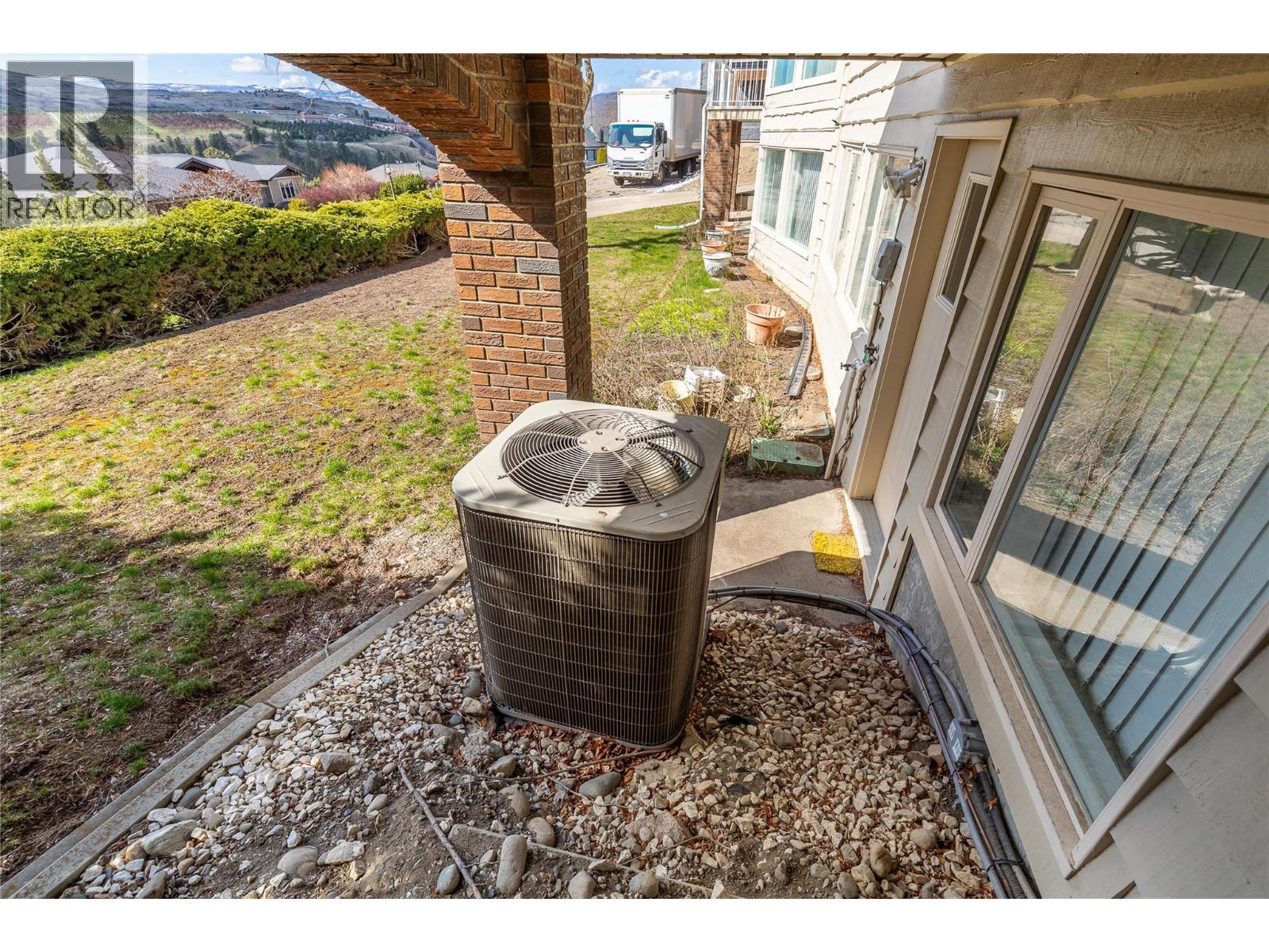 9305 Orchard Ridge Drive, Coldstream