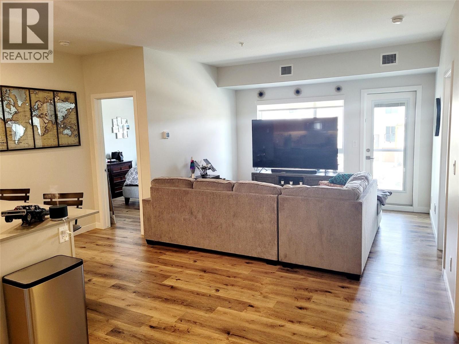 322 722 Valley Road, Kelowna