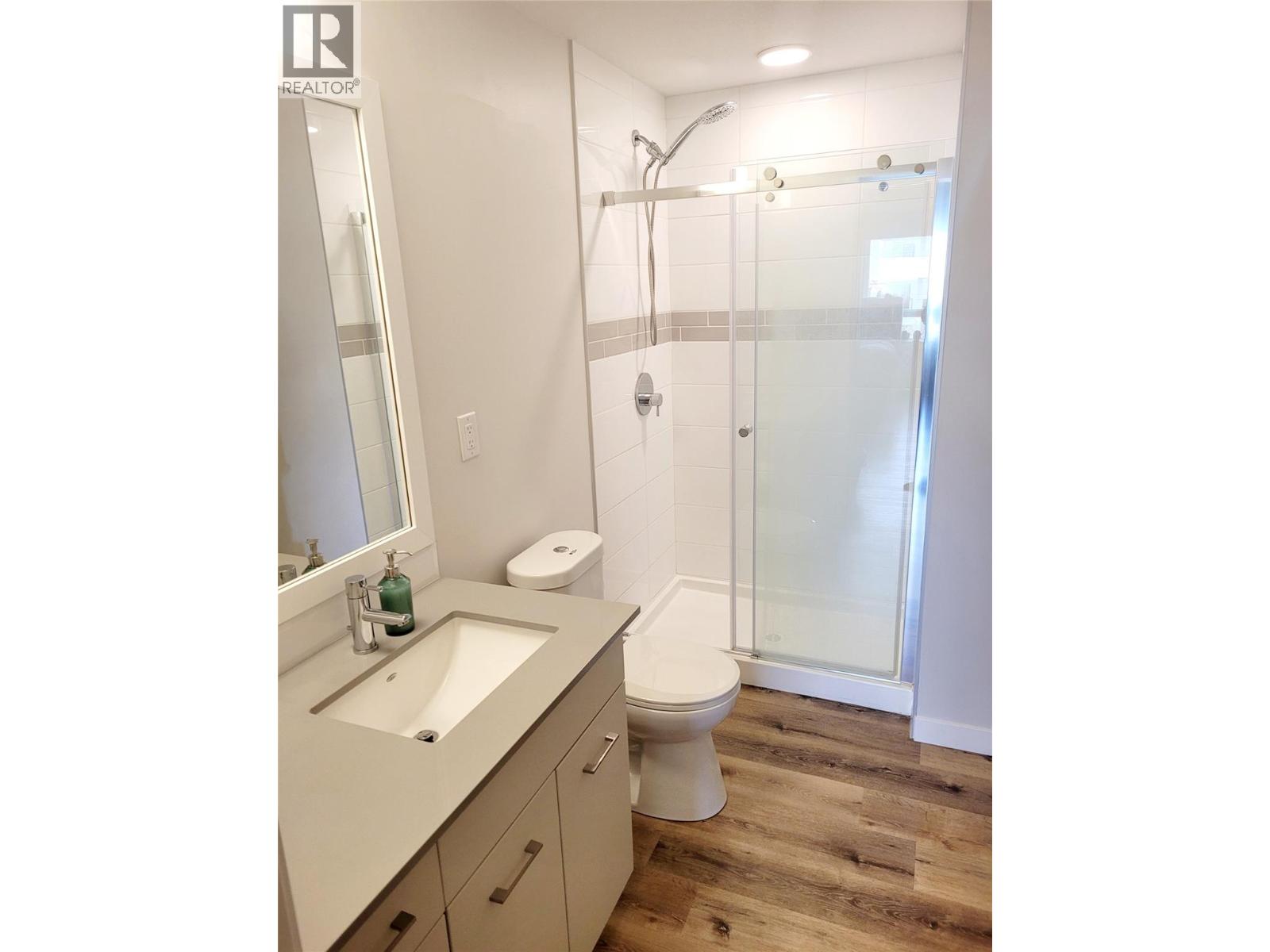 322 722 Valley Road, Kelowna