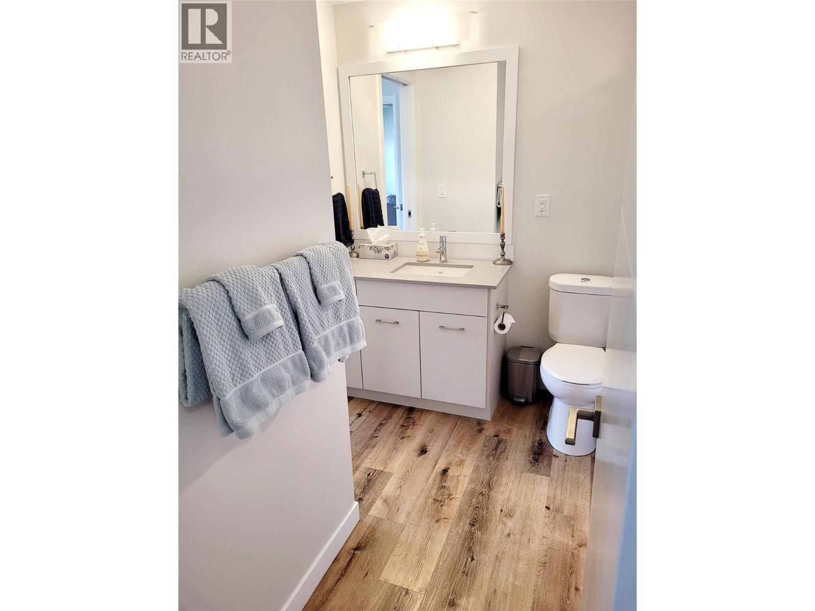 322 722 Valley Road, Kelowna