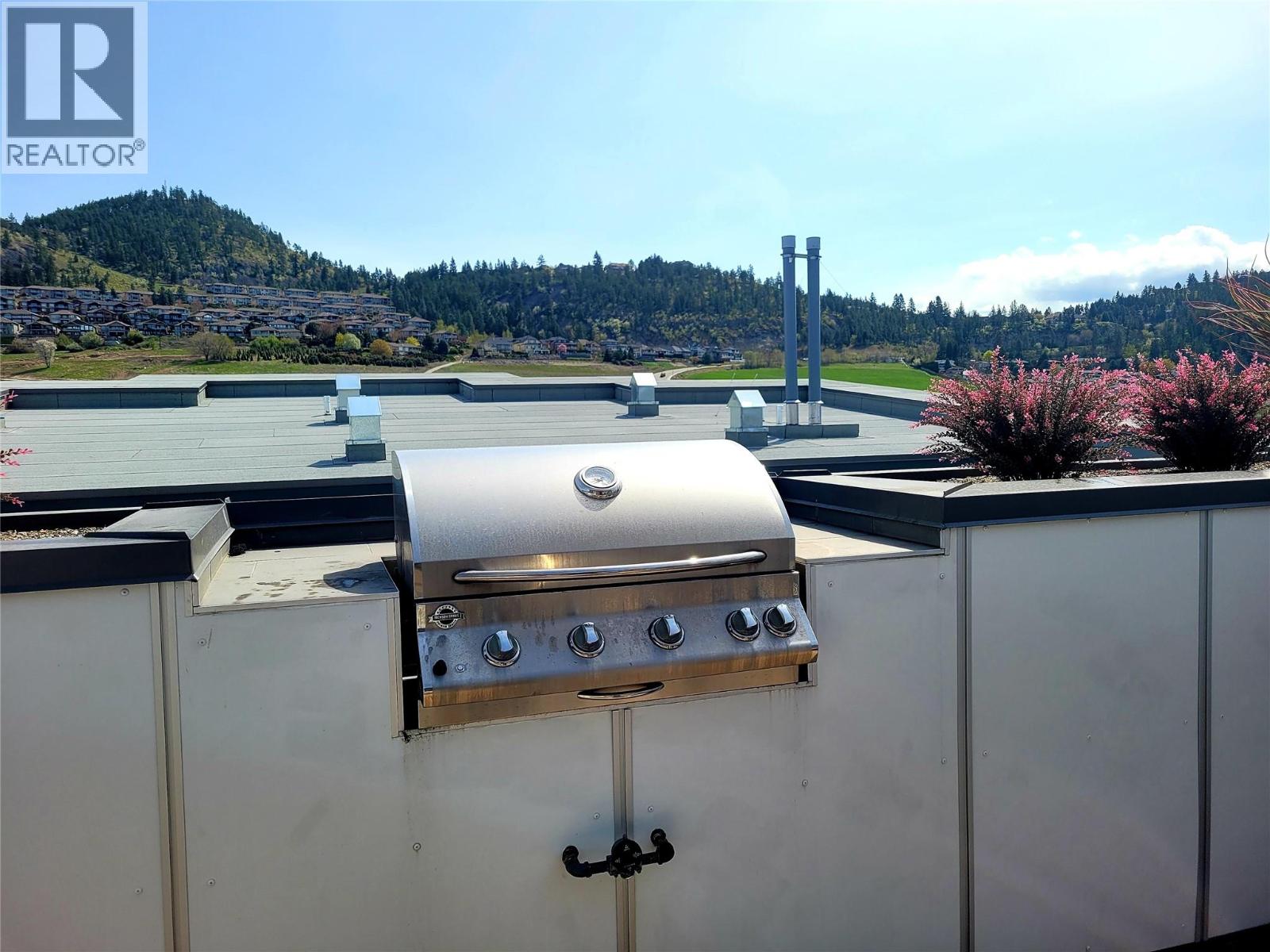 322 722 Valley Road, Kelowna