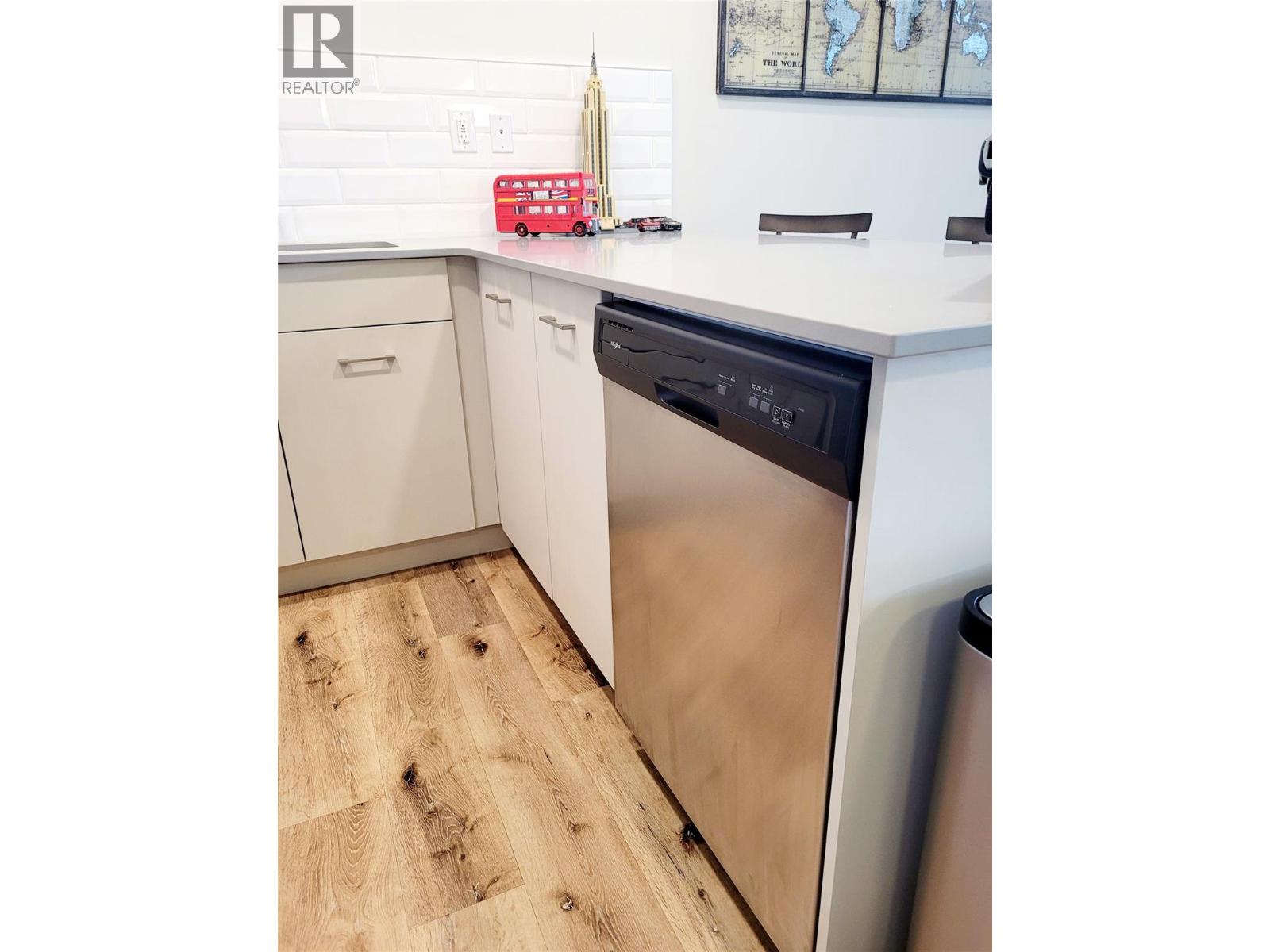 322 722 Valley Road, Kelowna