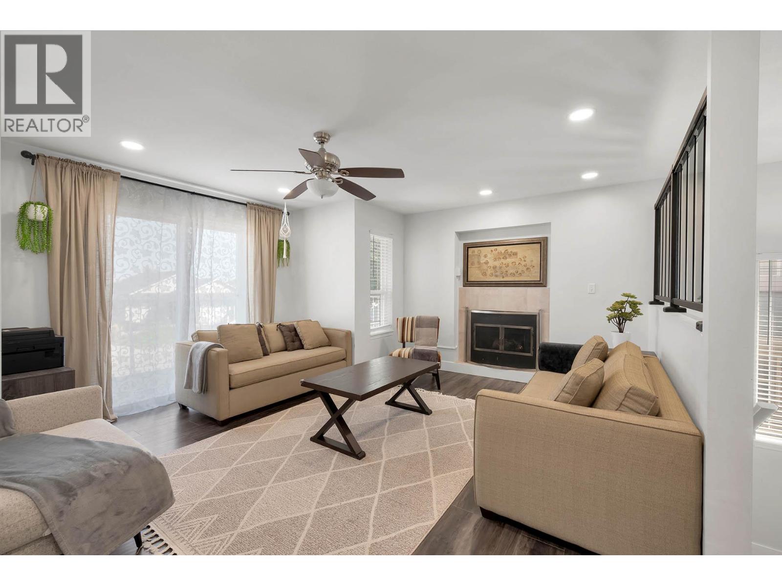 667 DUNROBIN Drive, Kamloops